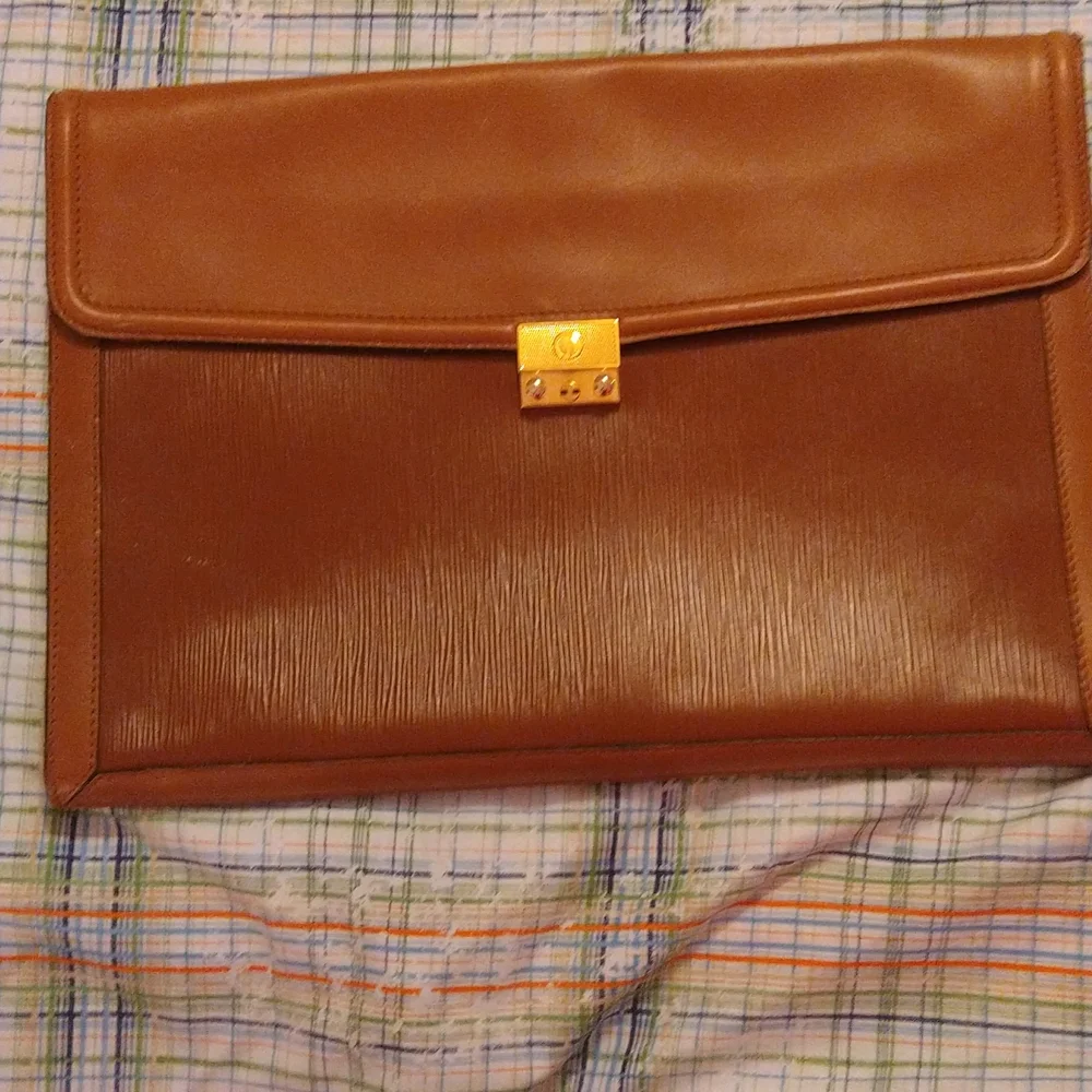 Authentic Dunhill London Caramel Leather Messenger Bag for Men or Women - Picture 2 of 13